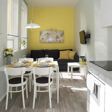 Zentral Gelegene, Helle Studio Apartments Nuremberg Exterior photo